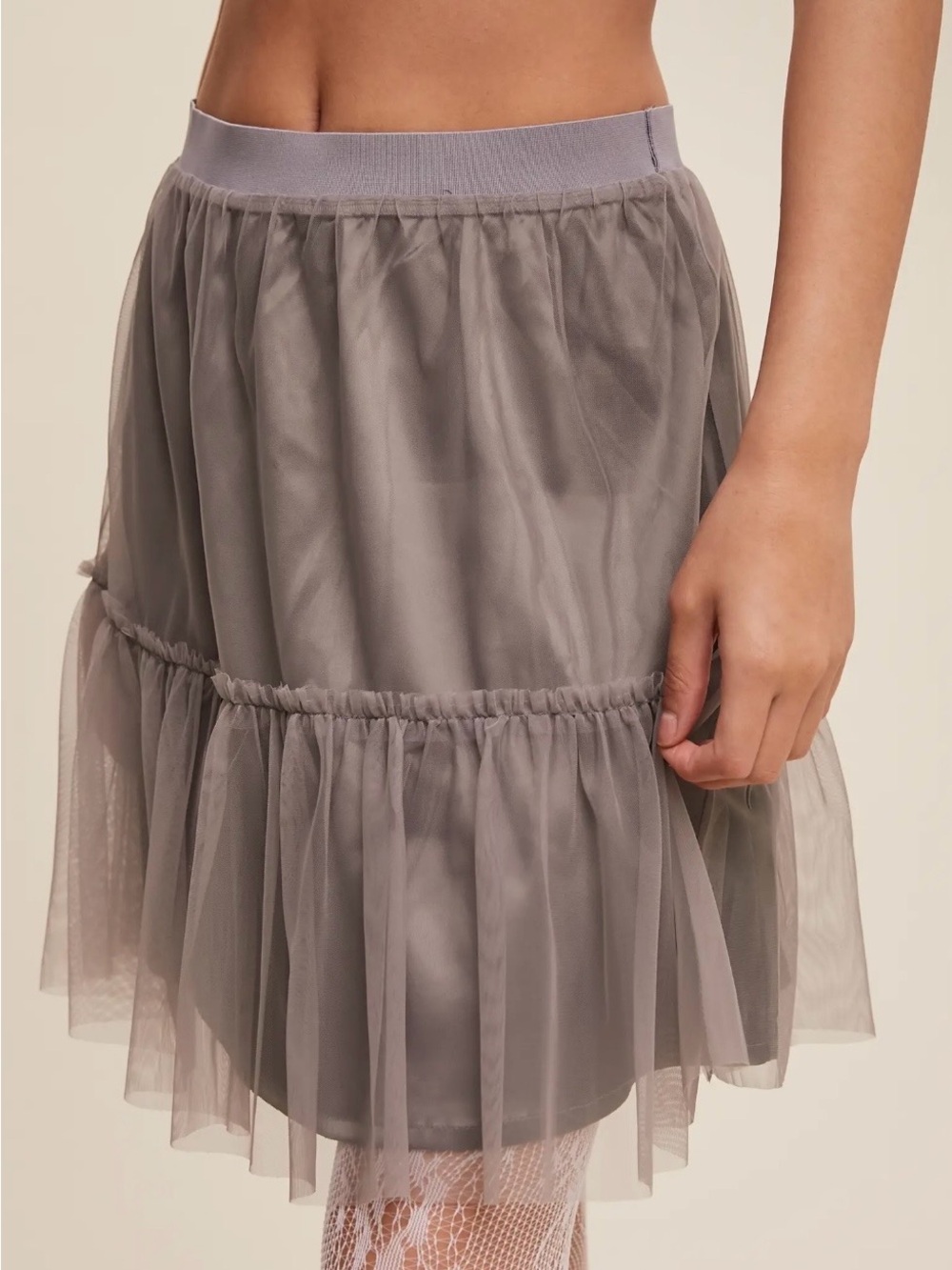 NWT! Listicle Women’s Gray Tiered Tulle Skirt/Size SMALL/Style #LSK0241 - Picture 4 of 6